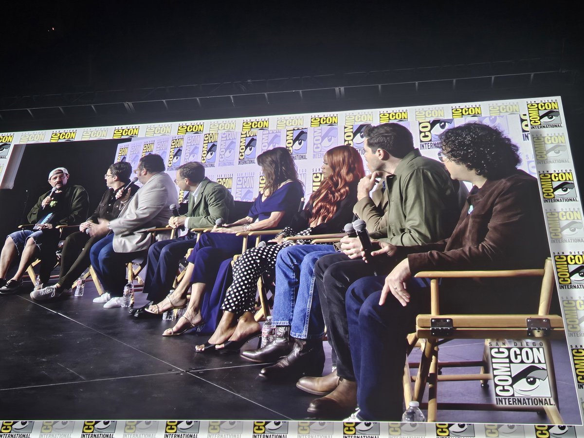 Seeing Night Reviews @ SDCC tweet media