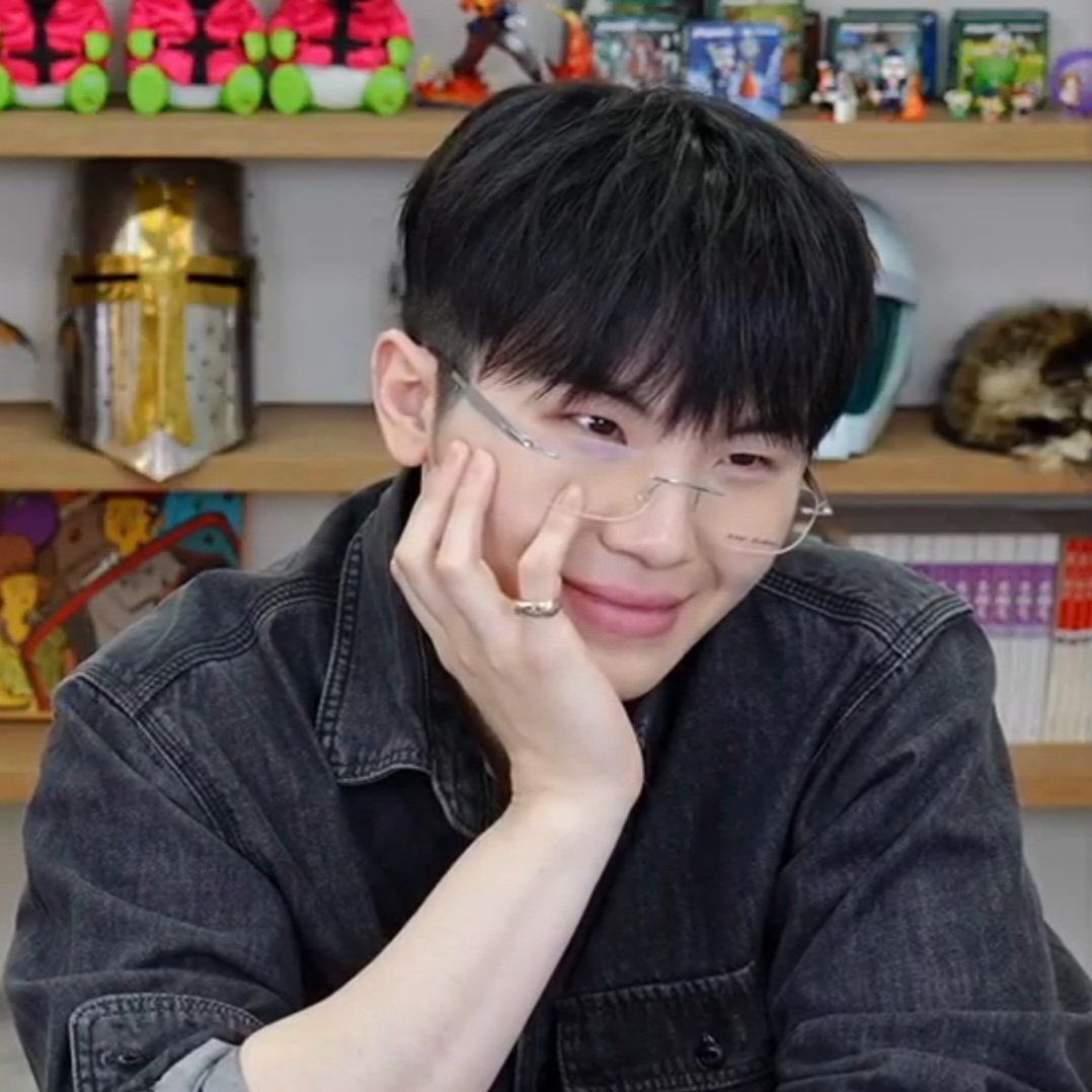 w0o_ny7's tweet photo. 솔직히 난 이때가 제일 좋더라 ㅎㅎ https://t.co/W3ypg3zk90