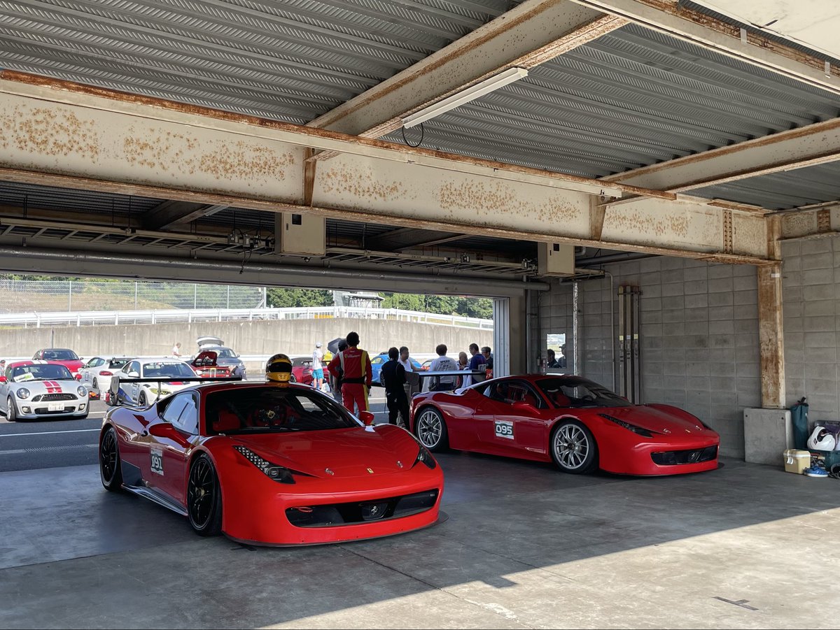 F40Sucuderia's tweet photo. Ferrari 458 Challenge EVO
#Tipoオーバーヒートミーティング
#フェラーリ
#458チャレンジ
#458チャレンジEVO
#フェラーリ458
#フェラーリ458チャレンジ
#フェラーリ458チャレンジEVO
#Ferrari
#458Challenge
#458ChallengeEVO
#Ferrari458
#Ferrari458Challenge
#Ferrari458ChallengeEVO https://t.co/Q2h5EOAlPk