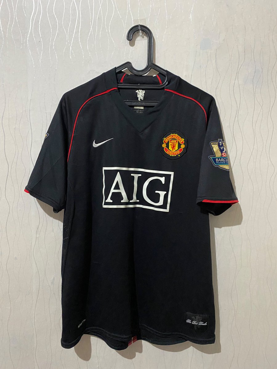 calivFA's tweet photo. Tevez Size M, 1000k
Mount size S nns patch all original 650k, 

all good condition
085772202140  #jersey4sale https://t.co/24q9KqAH90