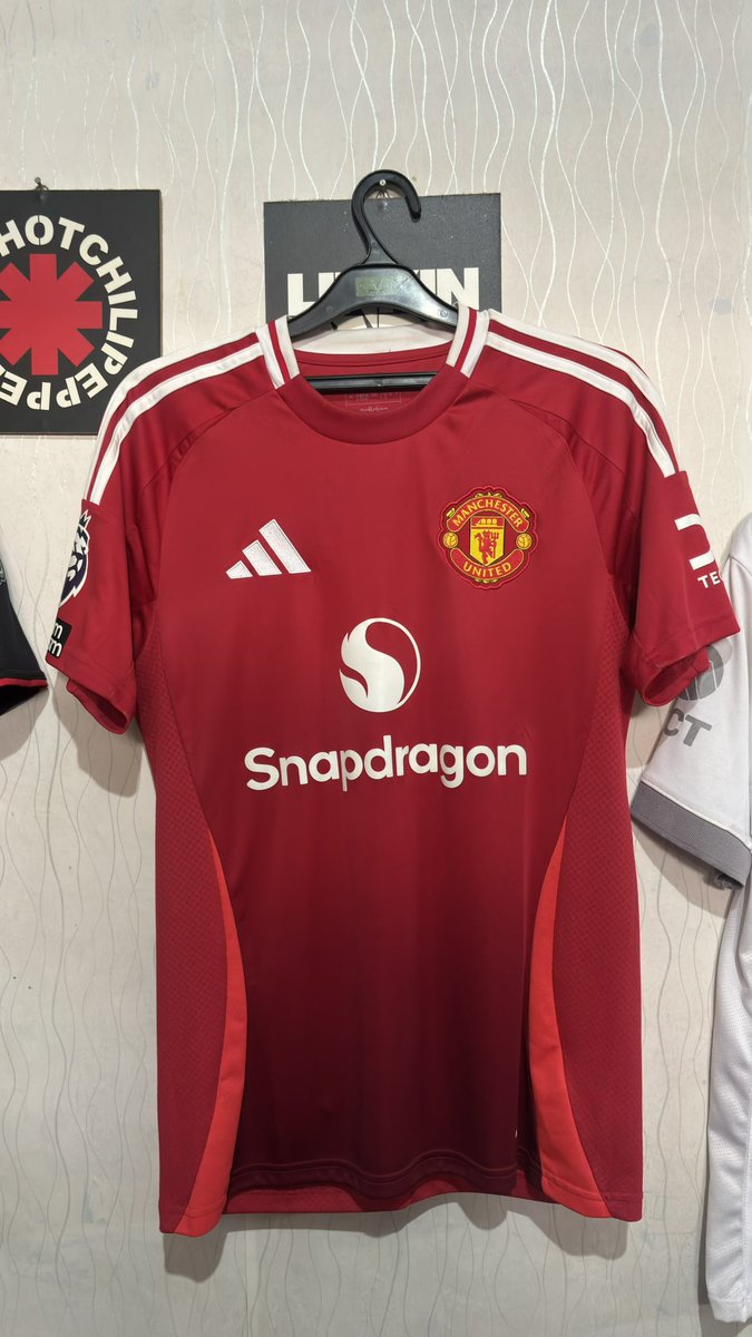 calivFA's tweet photo. Tevez Size M, 1000k
Mount size S nns patch all original 650k, 

all good condition
085772202140  #jersey4sale https://t.co/24q9KqAH90