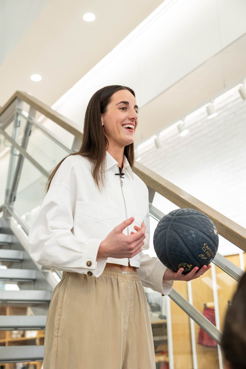 WilsonBasktball's tweet photo. A special guest stopped by the Wilson x Caitlin Clark Beyond The Arc experience.

Opening tomorrow and all weekend long for the public, visit us at our Wilson Flagship Retail Store in Chicago.
—
📍: 60 E. Walton St. Chicago, IL, 60611
—
@CaitlinClark22
@WNBA https://t.co/hiMI4tKg5v