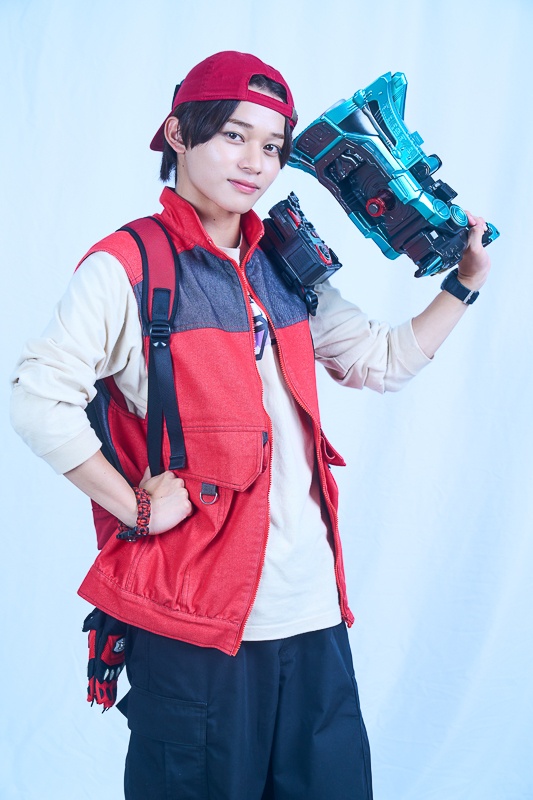 animatetimes's tweet photo. 『角醒ハンター #オメガホーン』#楢原聖 さん× #国上将大 さん× #糸瀬七葉 さんインタビュー
https://t.co/2VvFezwe78

怪獣といえば「炎角」を目指す！異色のバディとハンターが語る作品への熱い“エゴ” https://t.co/9EzcLG3qcP