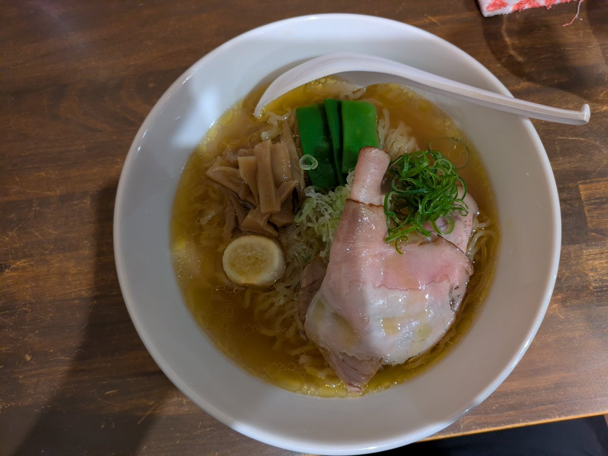 ardbegrider's tweet photo. ラーメン部活動

らぁ麺茶屋 麺蔵
郡山市喜久田町

白醤油らぁめん ８５０円税込み

久しぶりの入店
今回はあっさり白醤油にしてみた https://t.co/DLo9KzomS3