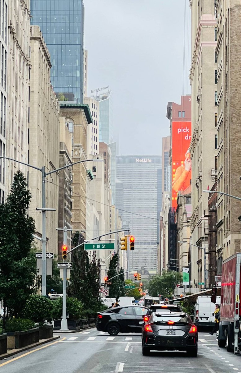 debocyhlmicze's tweet photo. Noticing the architecture here. Any building style you look for specifically when you're traveling? https://t.co/EFsgcsEn9q