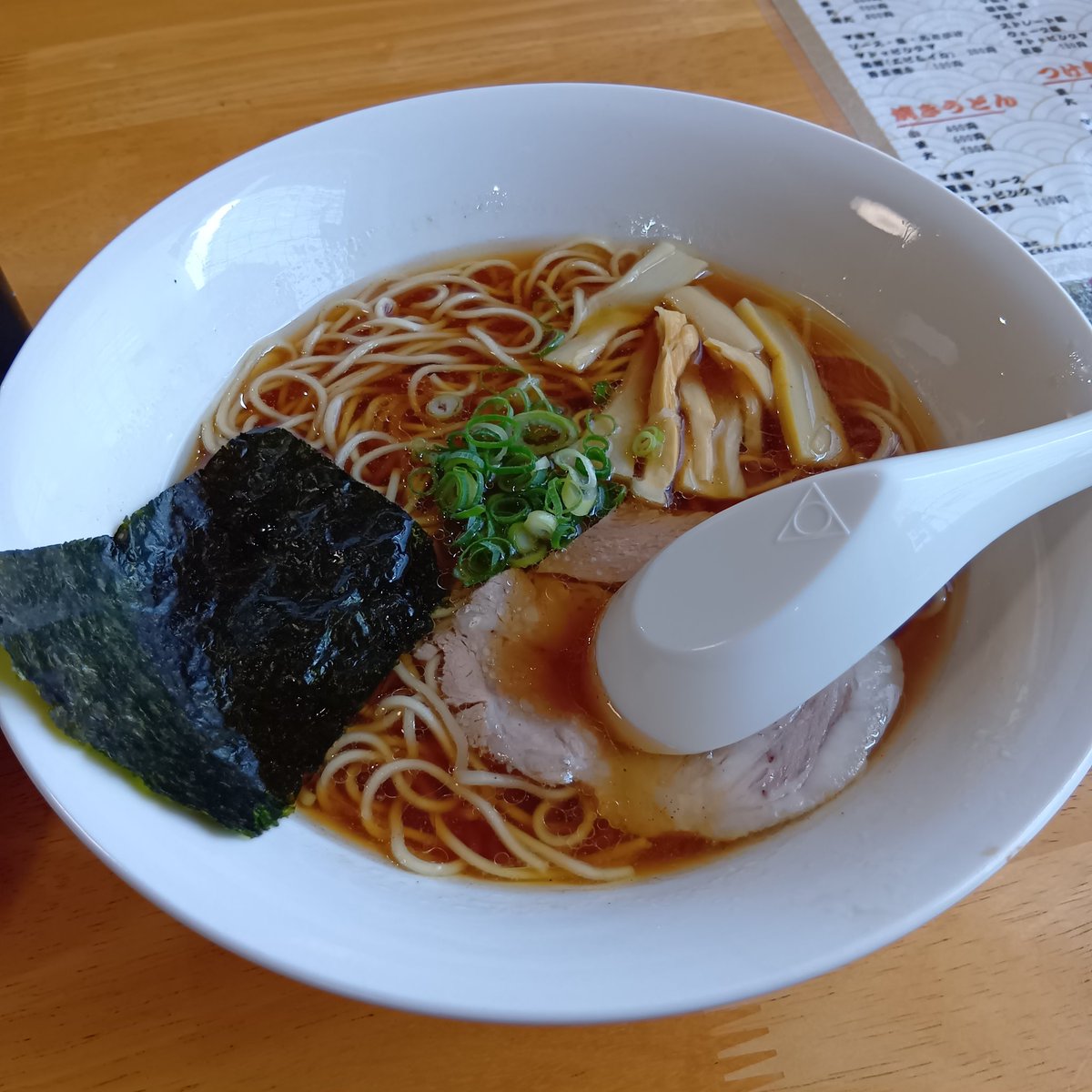 toromaguro031's tweet photo. 今日のラーメンin横須賀〜(^^)/
https://t.co/Dk3h1DZuPn https://t.co/K6jqeh1tUF