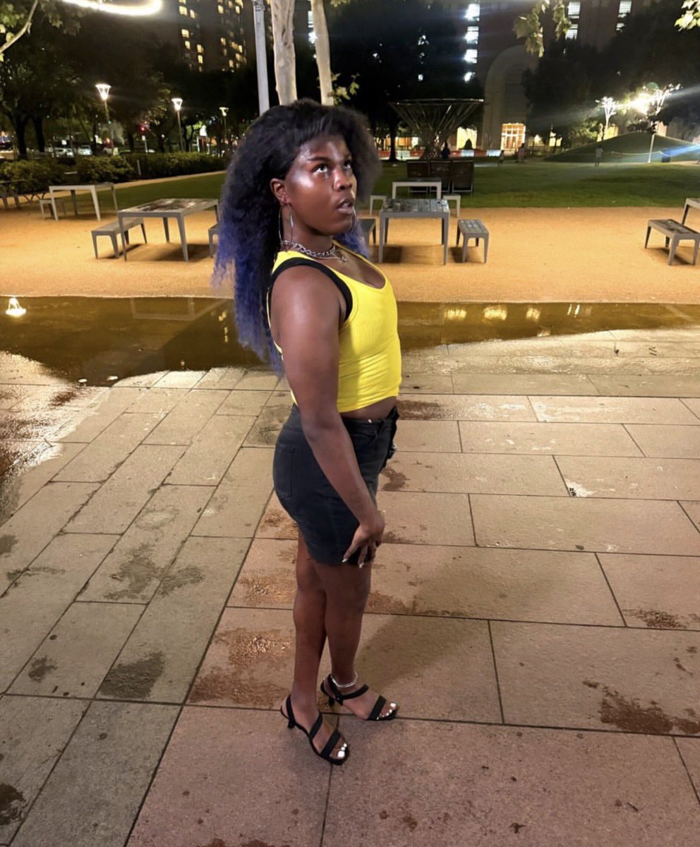 ONIKASTHIGH's tweet photo. my love island s9 client 🤞🏾🥹 https://t.co/xQr1XU3N2f