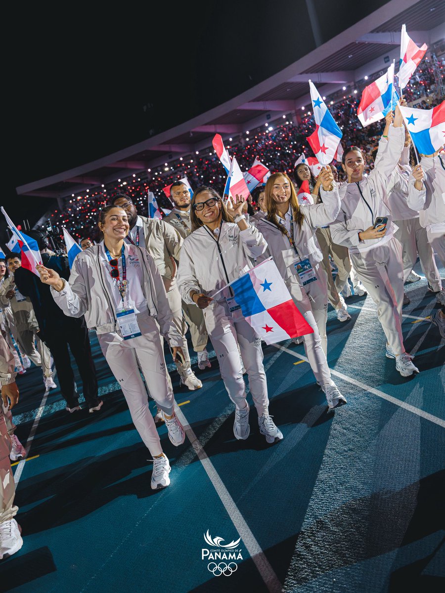 COlimpicoPanama's tweet photo. ¡¡¡AQUÍ ESTÁ EL TEAM PANAMÁ🇵🇦!!!

Con la alegría y ese ritmo que nos identifica desfilamos en la ceremonia de inauguración de los XXV Juegos Centroamericanos y del Caribe Santo Domingo 2026, realizada en un abarrotado Estadio Olímpico Félix Sánchez. 💥😎 https://t.co/txvLqts0v4
