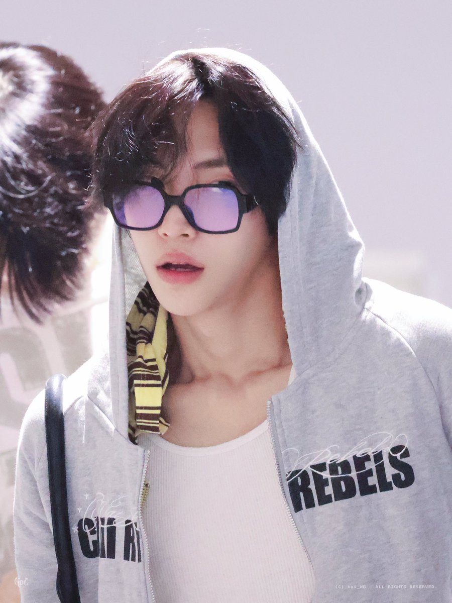 koi_WB's tweet photo. 260725

#RIIZE #라이즈 #원빈 #WONBIN https://t.co/SbLC4hzyGO