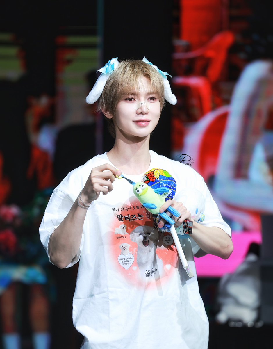 Reneeehoo's tweet photo. 260705 HL

 (̨̡ᐢ o̴̶̷̤ ̫ o̴̶̷̤ ᐢ )̧̢ 🍭 ૮ o̴̶̷̤ ‧̫ o̴̶̷̤ ა.

#ATEEZ #에이티즈 #YEOSANG #여상 https://t.co/93ImZ3fkk9