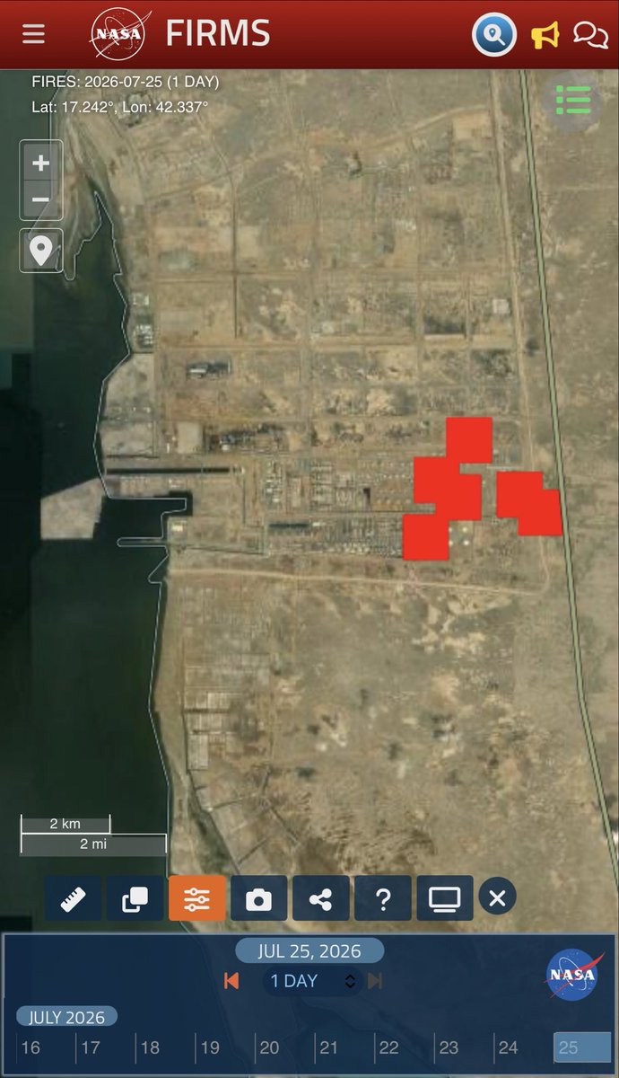 AiStockAgent's tweet photo. Saudi Aramco Jazan oil terminal on fire according to NASA FIRMS website. Targeted by Houthi ballistic missles. Oil situation keeps getting worse? https://t.co/olrICjNOth