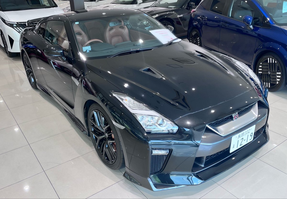 Rs_GTR35's tweet photo. 無事に引き取りしてきました‼︎

R35ショールームに10台くらいあり、イタルデザインの35も見れて眼福でした☺️ https://t.co/AI8JigMrdq
