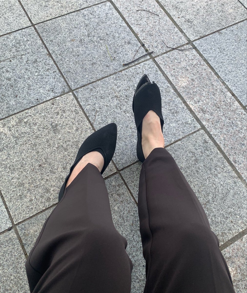 naruto_co_jp's tweet photo. 眩ちゃんツイてないシリーズ
(今から歩きで帰る・所持金130円・蟻にめっちゃ足噛まれて死ね) https://t.co/W9jz22J5g4