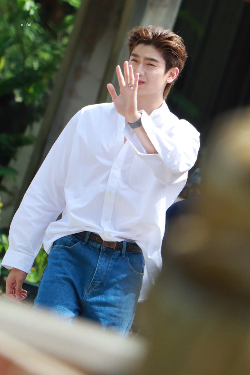 yourmygiftt's tweet photo. แดดมันจ้าซ่ะเหลือเกิน 🌞

@tthomastc #tthomastc 
THOMAS BIRTHDAY CELEBRATION
#ThomasMakeMeritDay2026 https://t.co/tl6bM4iyG2