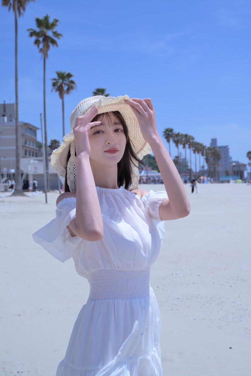 solio_portrait's tweet photo. 『夏が好きぃ～🤣』

今頃はたくさんの海水浴客で賑わっているんでしょうね😉

橘明日香    🧜‍♀️ @tachibana__asu 
mer撮影会 📷 @mer_photo

#内海海水浴場
#mer撮影会 
#海撮 https://t.co/NzbEuxFDO3