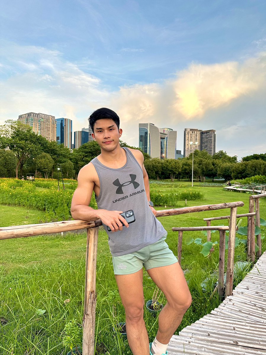 songtaweechai tweet picture