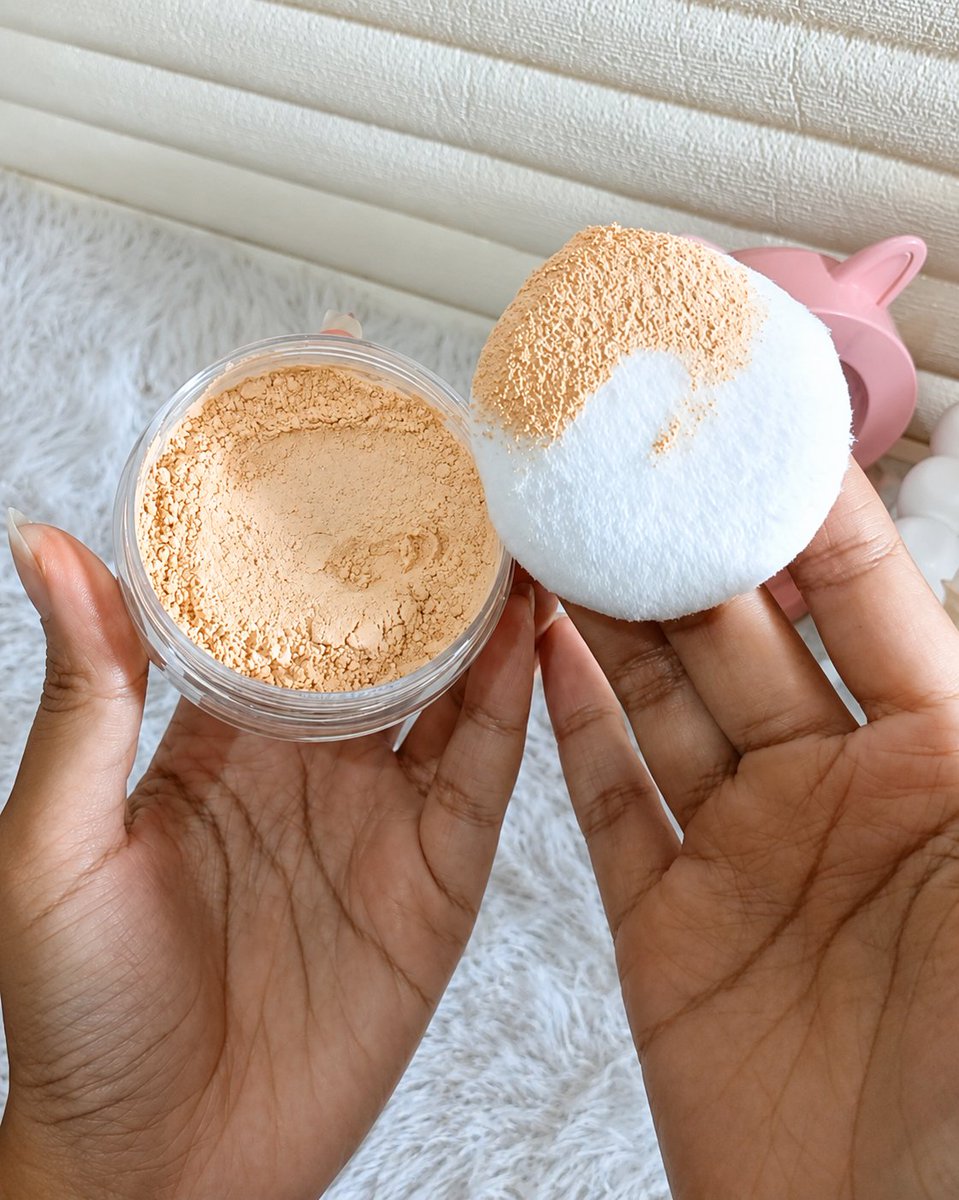 mycsza's tweet photo. Finishnya matte tp tetap natural, jd wajah kelihatan fresh tanpa kilap berlebih. Yg bikin makin suka, ini produk lokal tersedia 4 shades, jd lebih gampang disesuaikan warna kulit @icoscosmetics
https://t.co/dzpw7FwlvH
#HypeMatte #LoosePowder #MattePowder #ProdukBaru https://t.co/ICwiMpVSkZ