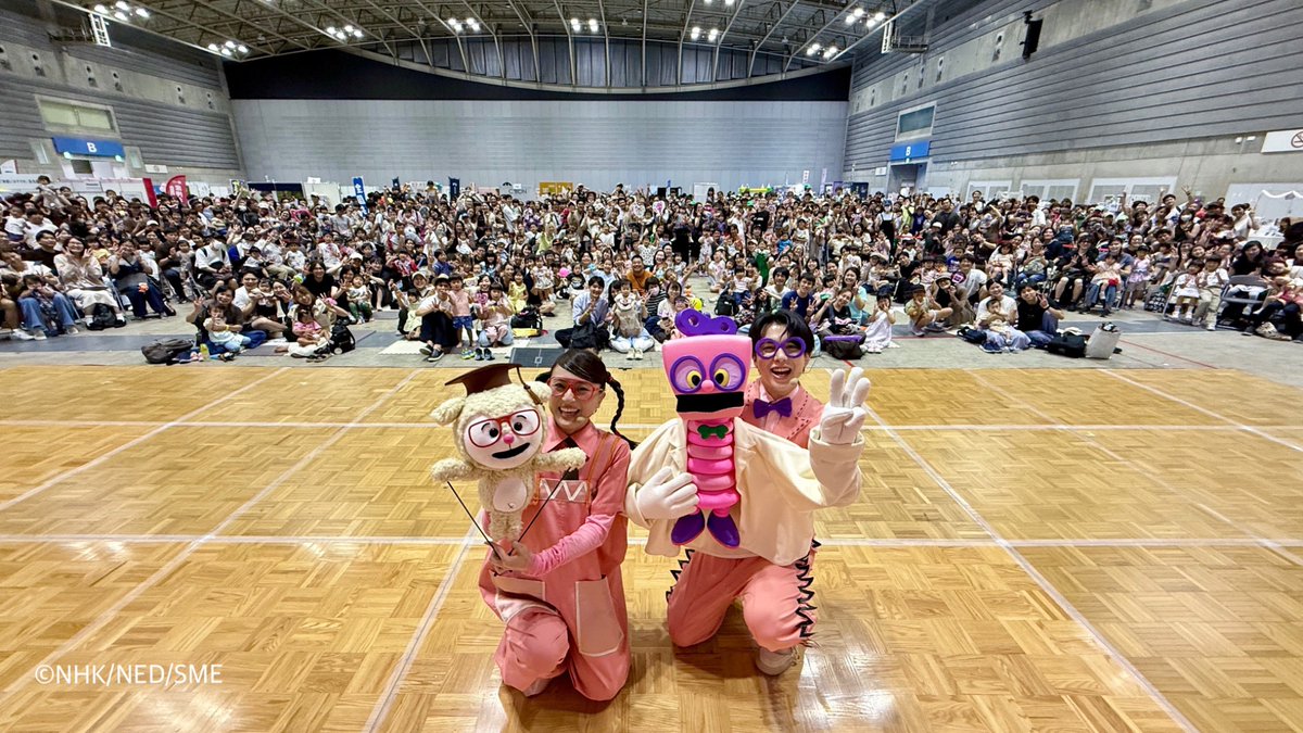 thewakeybase's tweet photo. ⋰
　#リトルママフェスタ
　横浜2026スペシャルVer.
⋱

お越しいただいたみなさま
いっしょに歌って踊ってくれてありがとうございました🌼

#ヴィーテ や #ポピン のアイテムや
応援うちわも沢山見えていましたよ✨
また会いにきてくださいね👏🏻

#ウェイキー #TheWakeyShow https://t.co/hwp96gYv9P