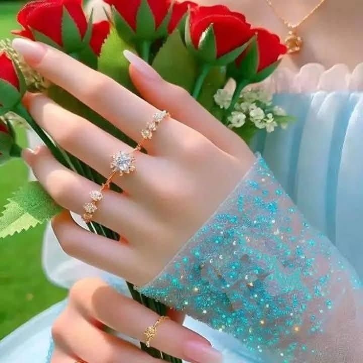 sso_1012's tweet photo. اللهم في هذا الصباح، نسألك صدورًا مطمئنة، ونفوسًا راضية، وأمورًا ميسرة. اللهم اكتب لنا في هذا اليوم توفيقًا يرافق خطانا، وبركة في أوقاتنا وأعمارنا، وافتح لنا أبواب رحمتك ورزقك يا رب العالمين.🤲🏻❤️
#صباح_الخير_والسعادة https://t.co/hw50W8tHpL