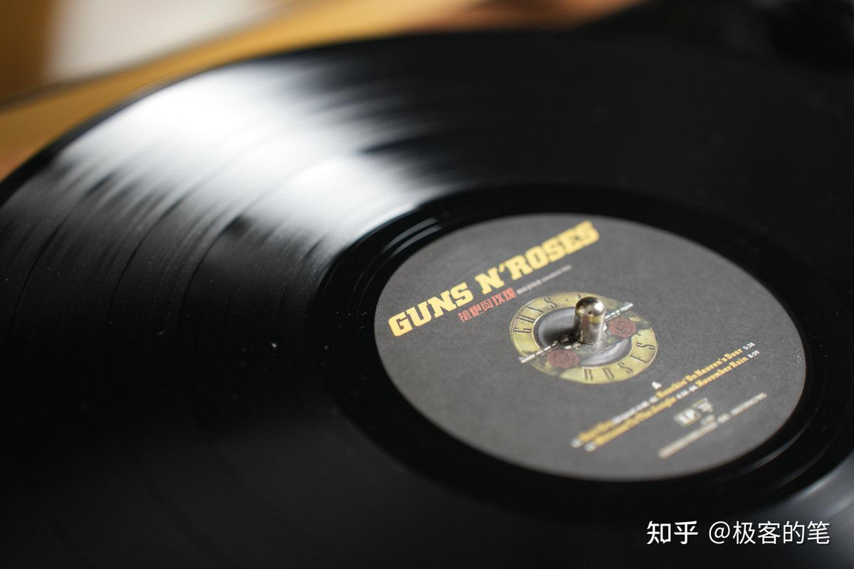 grikis_halk's tweet photo. Lost in a lo-fi beat, fresh off the record player on a rainy Saturday—this is the vibe that turns a quiet afternoon into a little escape.， https://t.co/LYuTi4OBSP