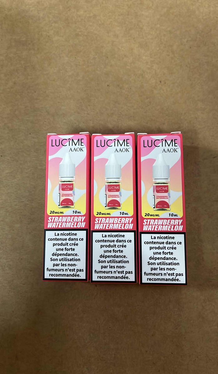 RockyHong0713's tweet photo. Le H-152 est arrivé.  Rechargeable · Certifié TPD Un appareil + deux flacons de 10ml de sels de nicotine. Prix usine : à partir de 4,xx $ Grossiste bienvenu — DM pour les infos  #VapeRechargeable #Pod #CertifiéTPD #StockUE #GrossisteVape #B2BVape #VapeDistributor #Nouveauté https://t.co/yISgSl5HI4