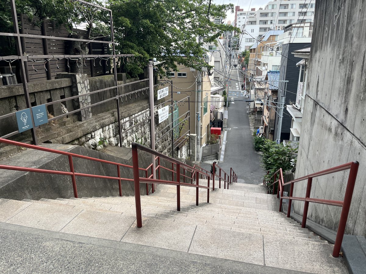 f7806u's tweet photo. 東京楽しかったー
FGOと細田守の展覧会二個回ってかなり疲れたけど。
四枚目の時をかける少女の撮影コーナーゴツめの男が周り女性ばっかりの中並んでたので気まずかった笑笑 https://t.co/qZF37hPjae