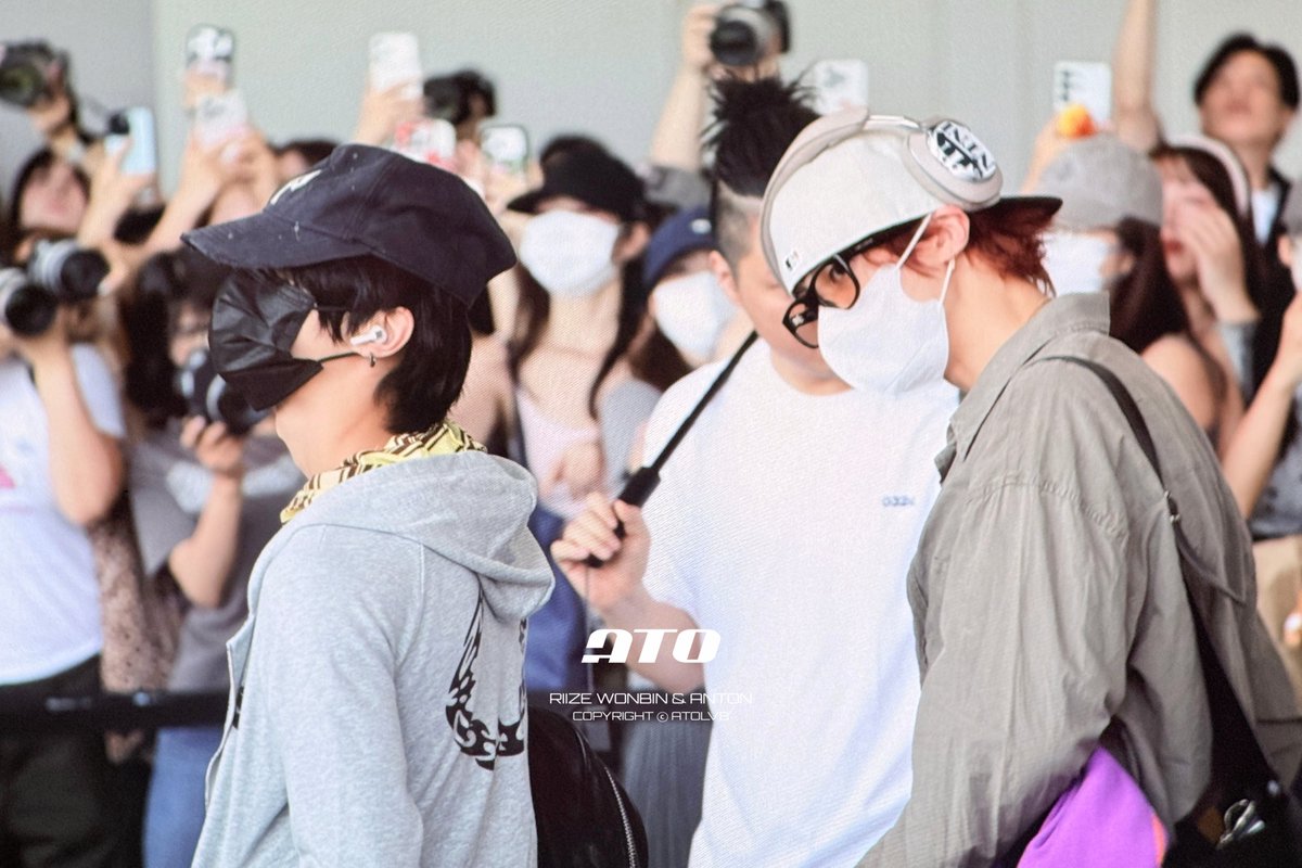 ATOlvb's tweet photo. 260725 KIX
#라이즈 #원빈 #앤톤 
#RIIZE #WONBIN #ANTON https://t.co/o6E9QncEzc