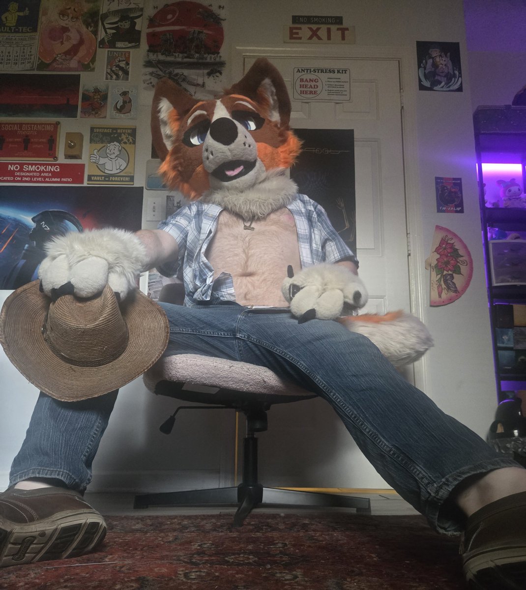SitkaTheShepAD's tweet photo. Hi y'all! I'm Sitka! Welcome to my profile! My main goal on here is to have fun/get wild, learn to be more positive about my dadbod, and make more friends in the AD community. MDNI and 18+

Facts about me!
-I'm 29
-I'm a dad
-i like cooking, vinyl records, and throwing axes https://t.co/3VVYsDGJuo