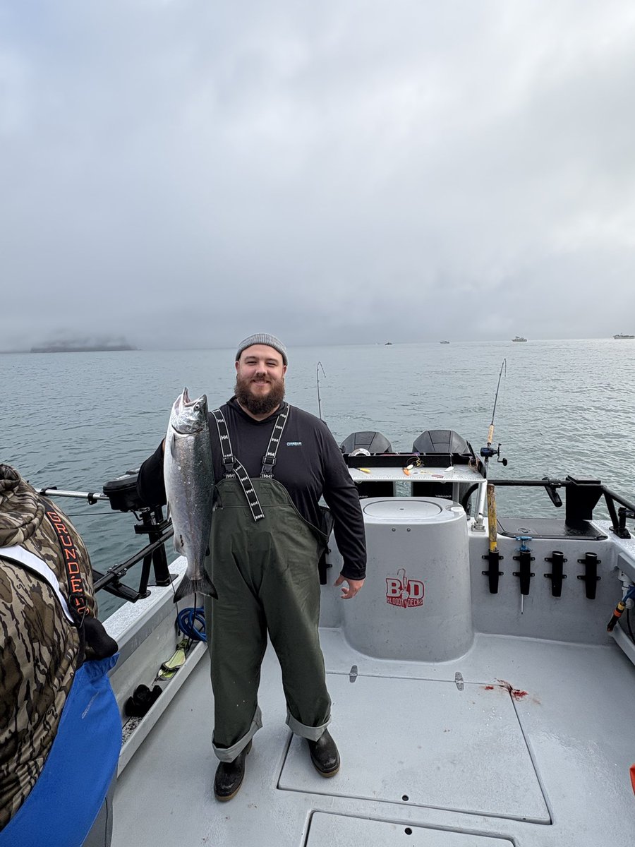 Thornasty's tweet photo. Been a min. Went fishing https://t.co/pEZhYW18zu
