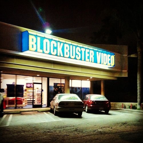 RetroByteVault's tweet photo. It's 1995, and you're off to Blockbuster on a Friday night to grab a couple of movies 📼🍿 https://t.co/eRBJHgPzGI