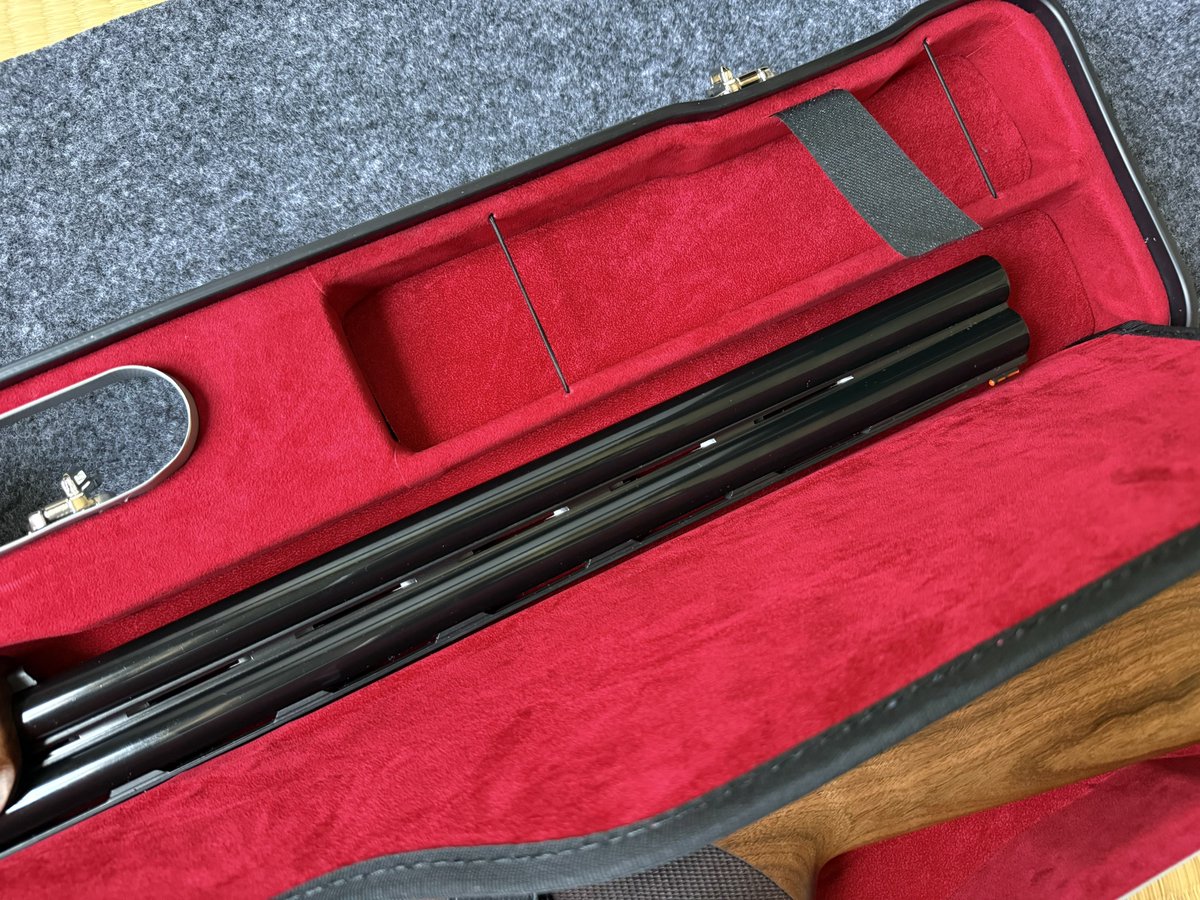 ynch4649's tweet photo. 収納しているATA arms SP nickelは28インチです。
#狩猟 #猟銃 #銃砲 #クレー射撃 #ネグリーニ #ガンケース #16405LR #ATA https://t.co/mQ9k4RFZ0y