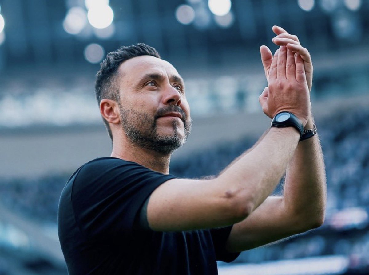 Motion3050's tweet photo. 🚨 Roberto De Zerbi: “The target now is to complete the attacking positions”

“We need another couple of IMPORTANT players for sure”

“We want the first target, the first level, because we have already important players”, says via @AlasdairGold. https://t.co/pm5gV4BlEv