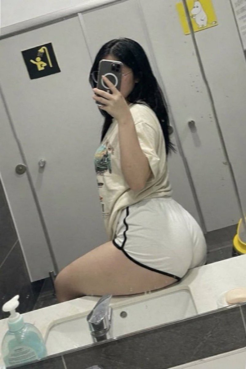 emlinh799's tweet photo. E tròn cỡ này a rút có kịp hong?
Chuppy thôi nhé.. tym ib https://t.co/qPaK1YieWC