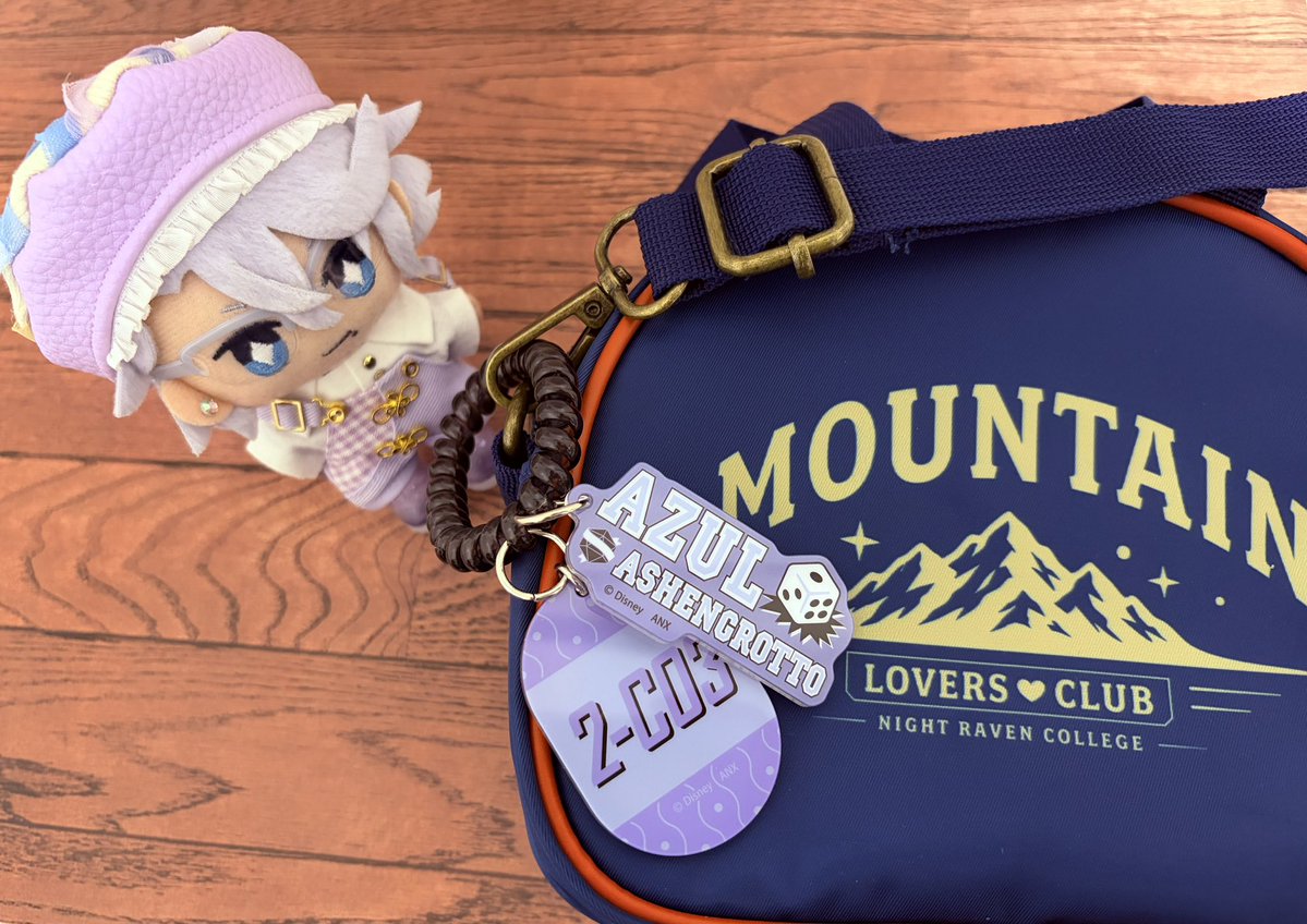 lattenonikki's tweet photo. チャーム付けたらまるであずーるくんがMOUNTAIN LOVERS♡CLUBの人みたいになった、ごめん https://t.co/MyRV3Wm9cj