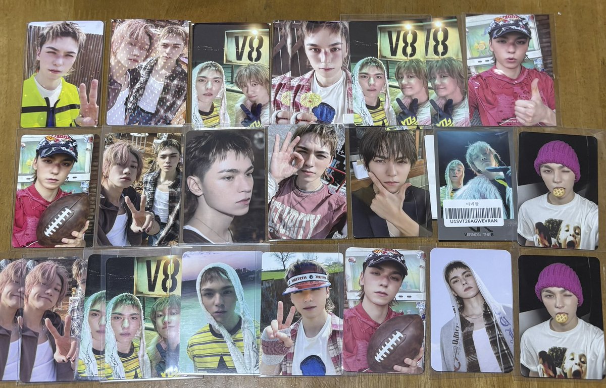 bdg5_48's tweet photo. @VERNON_1998_218 検索より失礼いたします。
当方所持の中で交換可能なものはございますでしょうか？
n:1も検討可能です。
恐れ入りますがご検討よろしくお願いいたします����🏻‍♀️ https://t.co/ZpdCSLEQ7A
