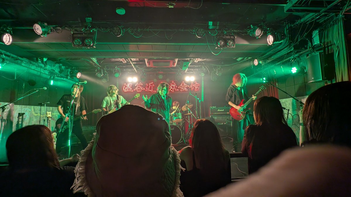 renrem77's tweet photo. 一人で行ったけど楽しめました!
Rayさんマジで歌上手いわこの人!
さて、予定詰め詰めなので次の現場へGo!!
#EXTACY
#渋谷近未来会館
#LUNASEAイベ https://t.co/SW7zNqoplw