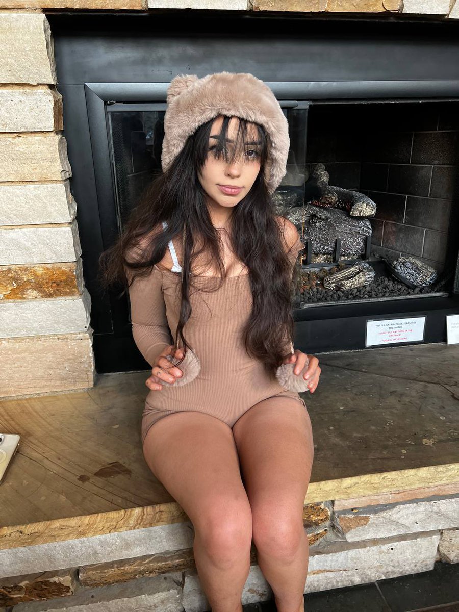 subvalenti's tweet photo. Repost and get a suprise in dm 👀 https://t.co/RmaziNbnEs