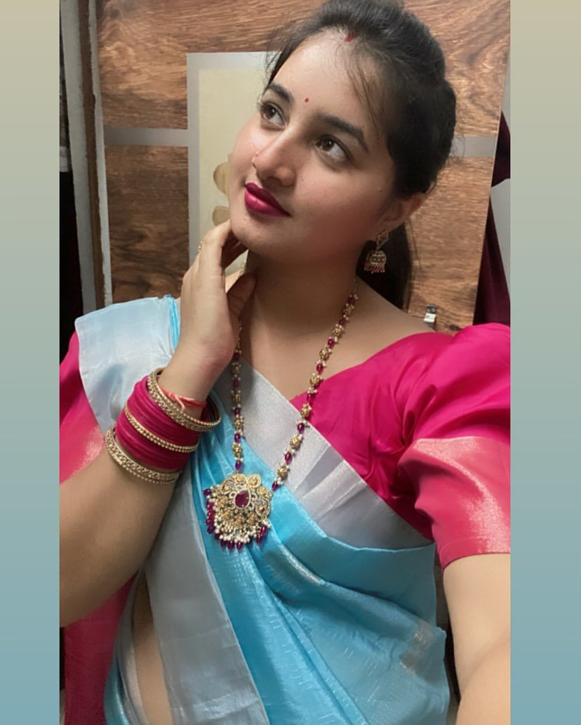 Ruchim0123's tweet photo. Good afternoon friends ❣️ https://t.co/wEEPN5FLr4