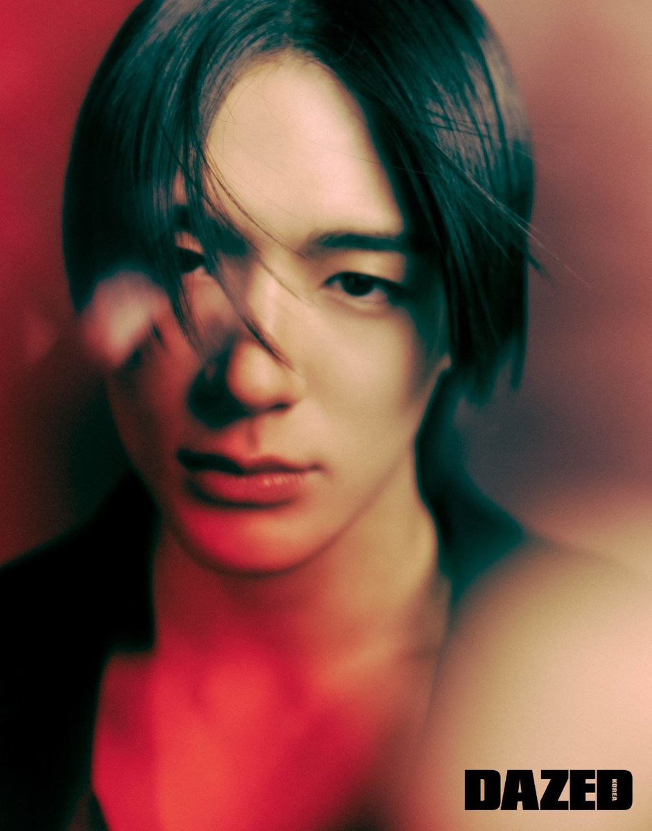Leejeeno's tweet photo. JENO MAGAZINE. https://t.co/rmpYKQ63UI