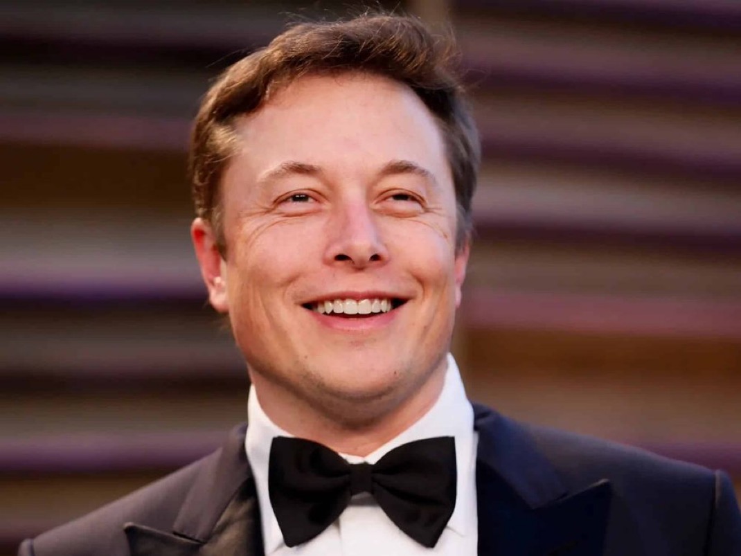 MarsUniversityX's tweet photo. Elon Musk:

“SpaceX will put big telescopes in space and giant ones on the Moon.” https://t.co/Al52JMzIdC