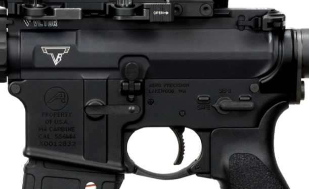 schwarz262's tweet photo. 実銃のロア刻印はAEROだけどコンプリートガンとかは刻印違ったりロア自体mod02で形状違うんだけどどうしようかなぁ https://t.co/EKEWoaAJhH