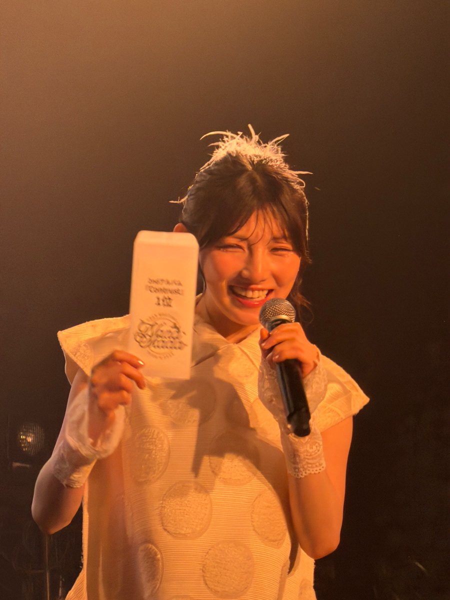 tamaco_00's tweet photo. 1位空白と高鳴り
意外！みんなかわいい曲すきなんだね😏ってニヤニヤ
#岡田奈々ファンミ2026 https://t.co/aRhZUl9YqV