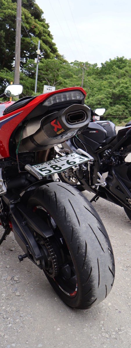 gyiAUp9Kvs38967's tweet photo. 【拡散希望】
友人のバイクが盗まれました。
どんな情報でも構いません
車種:HONDA CBR600rr 
色:赤色
年式:2020年
場所:神奈川県横浜市戸塚区
日時:2026年7/25 17:00頃

拡散だけでも本当に助かります。
よろしくお願いいたします。

#拡散希望 #バイク盗難 #盗難 #バイク #情報提供 https://t.co/G6xwfBqkOg