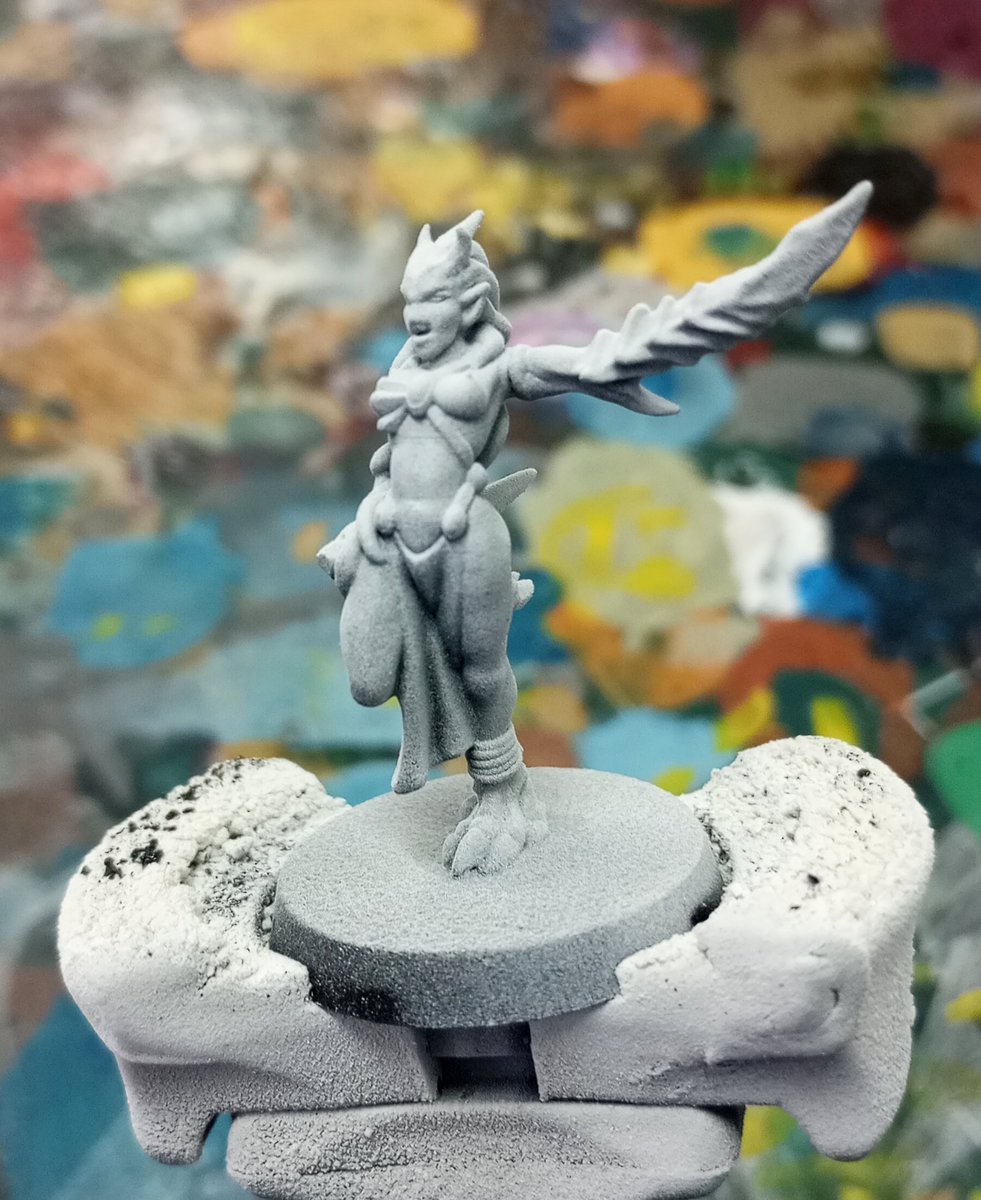 WillChu10's tweet photo. Printing and cleanup done ^^

Now gonna wait the primer to cured before start batch painting for these slaaneshi themed ruinstorm lesser daemons ^^

#Daemonettes
#Horusheresy
#Ruinstorm
#Warhammer30k https://t.co/xOuDqfWA2Z