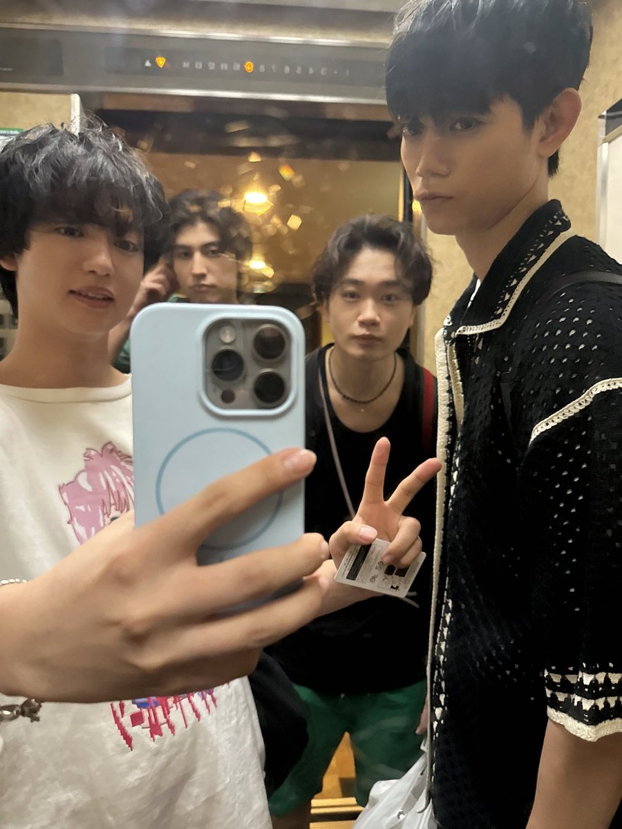 Torippiyo2's tweet photo. あそびば久々のロケしてきたでぃ🤗🎢😱

なんと！
あそびば×那須ハイ×日本旅行
コラボイベントの開催決定！
#あそびば那須ハイ占拠
8月31日～11月1日の期間、
あそびばが那須ハイランドパークを占拠♡
期間中
園内のあっちこっちに4人がいるらしい！
那須ハイ限定コラボグッズ展開予定ですって！

日本旅行では、
宿泊者限定グッズがもらえる特別プランも発売中✨
那須ハイ
ホテルに温泉に朝食
楽しい楽しいロケでした✨
ひとまず動画観て下さいな♡
https://t.co/hYBpff47UG