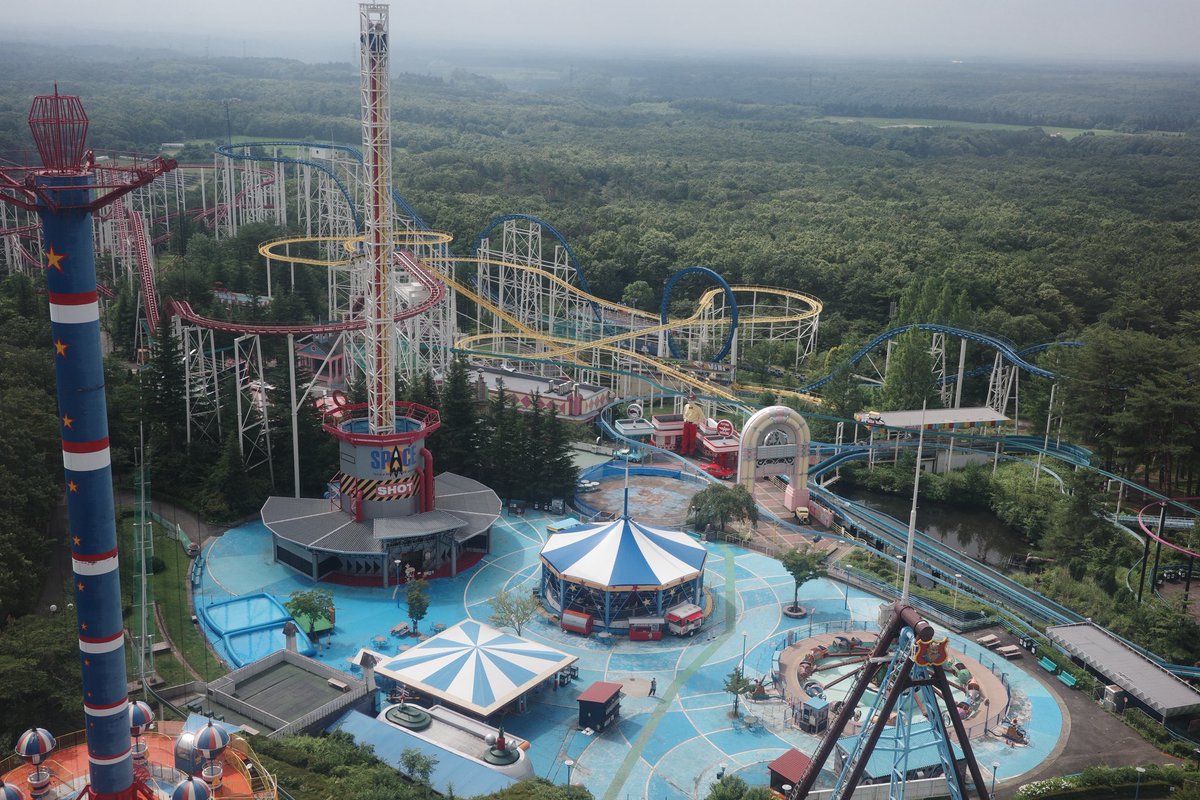 Torippiyo2's tweet photo. あそびば久々のロケしてきたでぃ🤗🎢😱

なんと！
あそびば×那須ハイ×日本旅行
コラボイベントの開催決定！
#あそびば那須ハイ占拠
8月31日～11月1日の期間、
あそびばが那須ハイランドパークを占拠♡
期間中
園内のあっちこっちに4人がいるらしい！
那須ハイ限定コラボグッズ展開予定ですって！

日本旅行では、
宿泊者限定グッズがもらえる特別プランも発売中✨
那須ハイ
ホテルに温泉に朝食
楽しい楽しいロケでした✨
ひとまず動画観て下さいな♡
https://t.co/hYBpff47UG