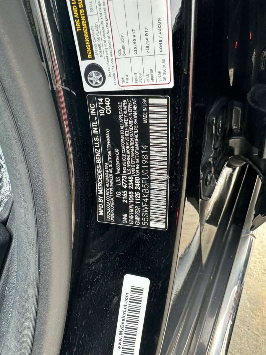 Odogwu02's tweet photo. Abuja Distress deal💎
Direct Foreign used 
M/Benz C300 2015 model, 
keyless entry,low Milage,
long screen, etc 
with duty paid, 
price: 19M only
HURRY!
Call :08138433779 https://t.co/CbbFIEN0Qw