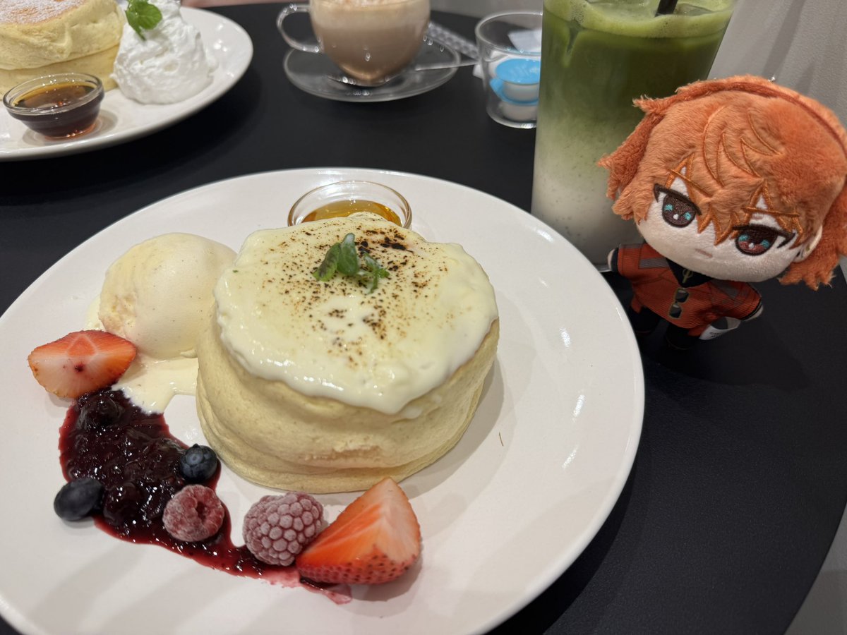 Sleepy_00oo's tweet photo. れんぬ、パンケーキだよ https://t.co/B5tAYUGf7S