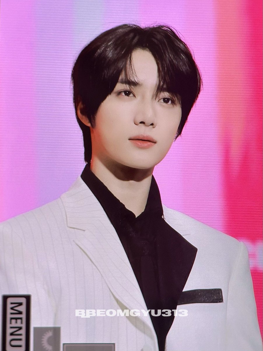 B_Beomgyu313's tweet photo. 260725 Kma 레드카펫
#범규 #BEOMGYU #TXT #ボムギュ https://t.co/iTgOXLdNiy