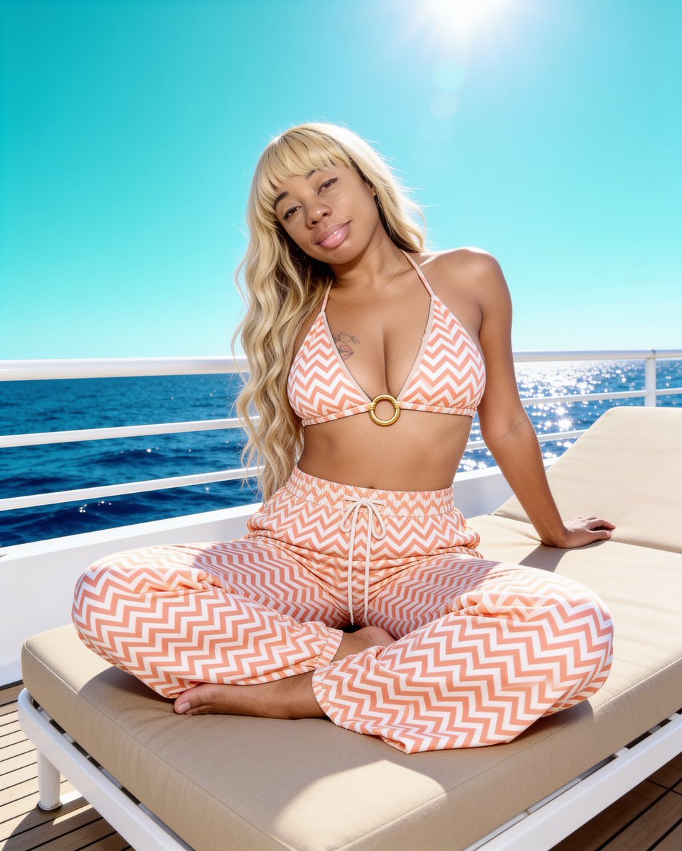 ktoxxx_'s tweet photo. 🚨 SHE TURNED PRESSURE INTO A PLAYLIST. 🔥
Original songs return as virtual female rap versions loaded with hustle, confidence, and Bay Area attitude.
🍎 Apple: https://t.co/yOXlUlBS3l
🎧 Spotify: https://t.co/oY0MVfEI61
#FemaleHustla #BayAreaRap #KTOxxx https://t.co/MTMxh6KW61